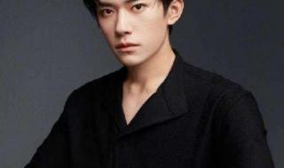 易烊千玺百亿票房